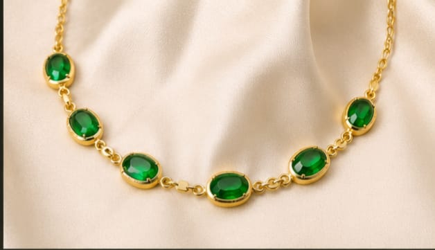 Luxury Green Crystal Pendant & Earrings Set