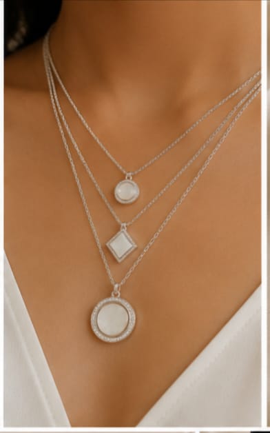 Elegant Sliver-Plated Layered Pendant Necklace